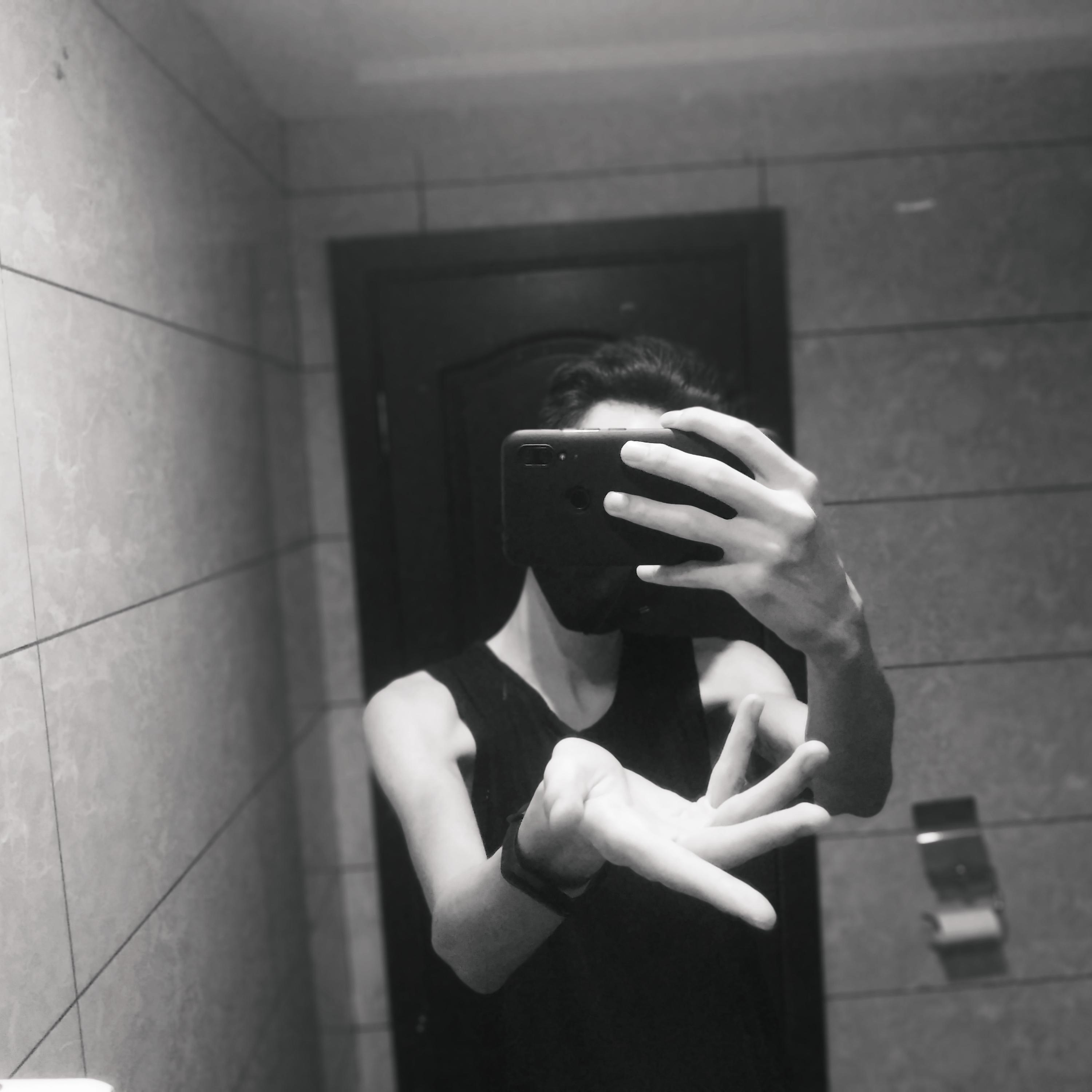 最近（翻自 王小帅）