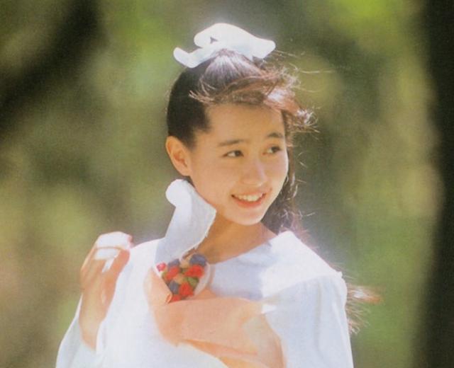 岩井由纪子