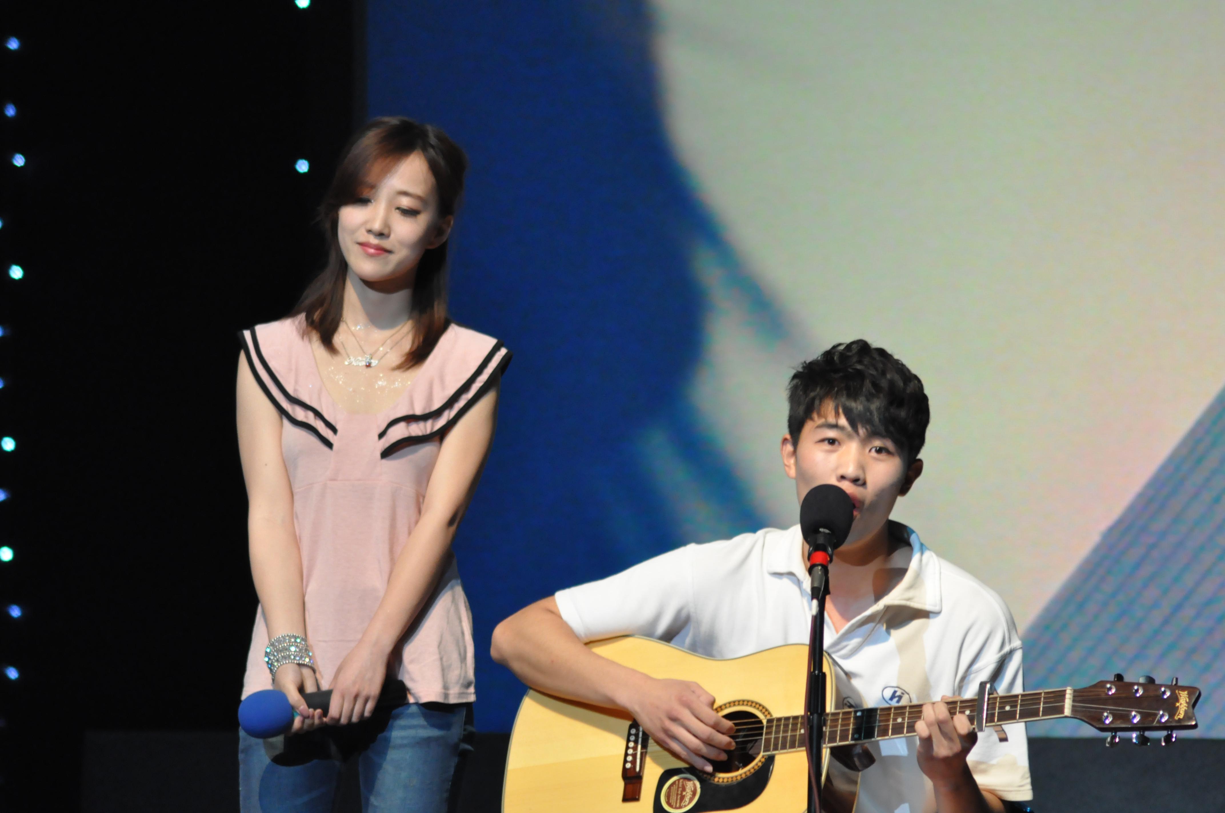 song-img