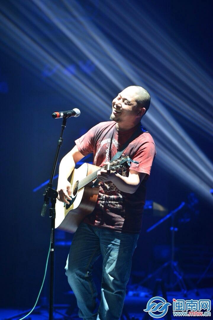 song-img