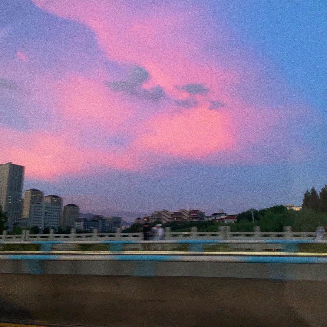 牵手 (prod.by rinyo)