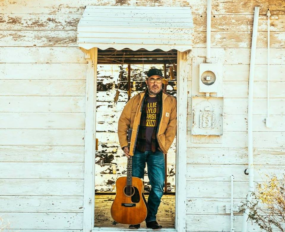 Aaron Lewis