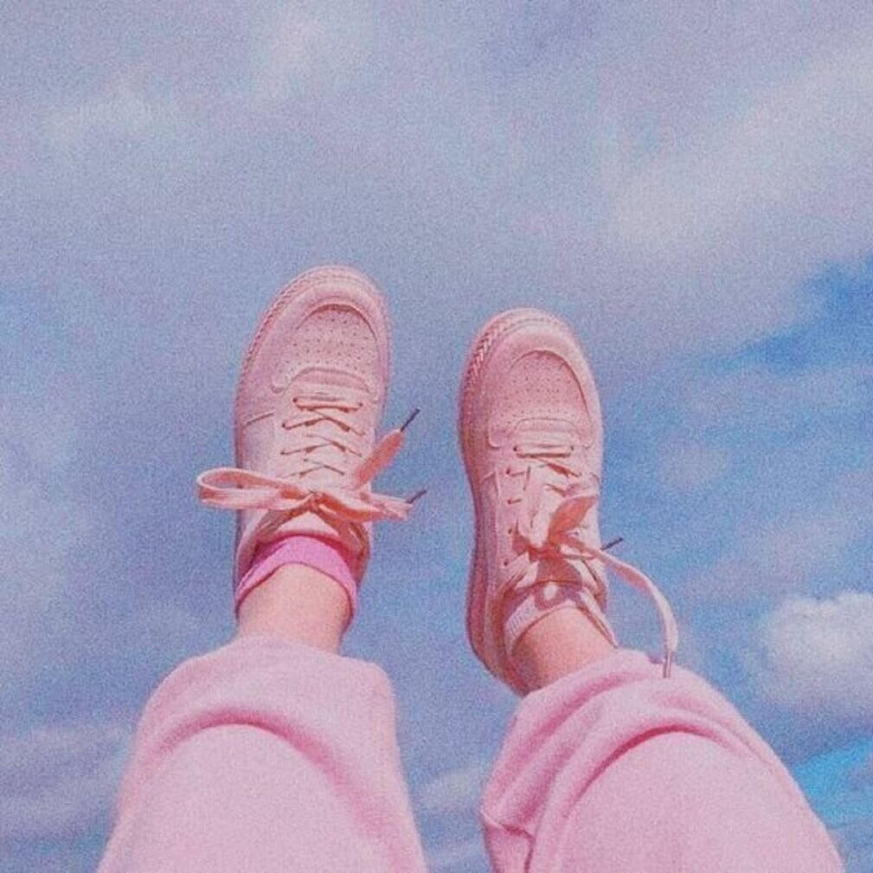 sneakers - Camille Cano封面
