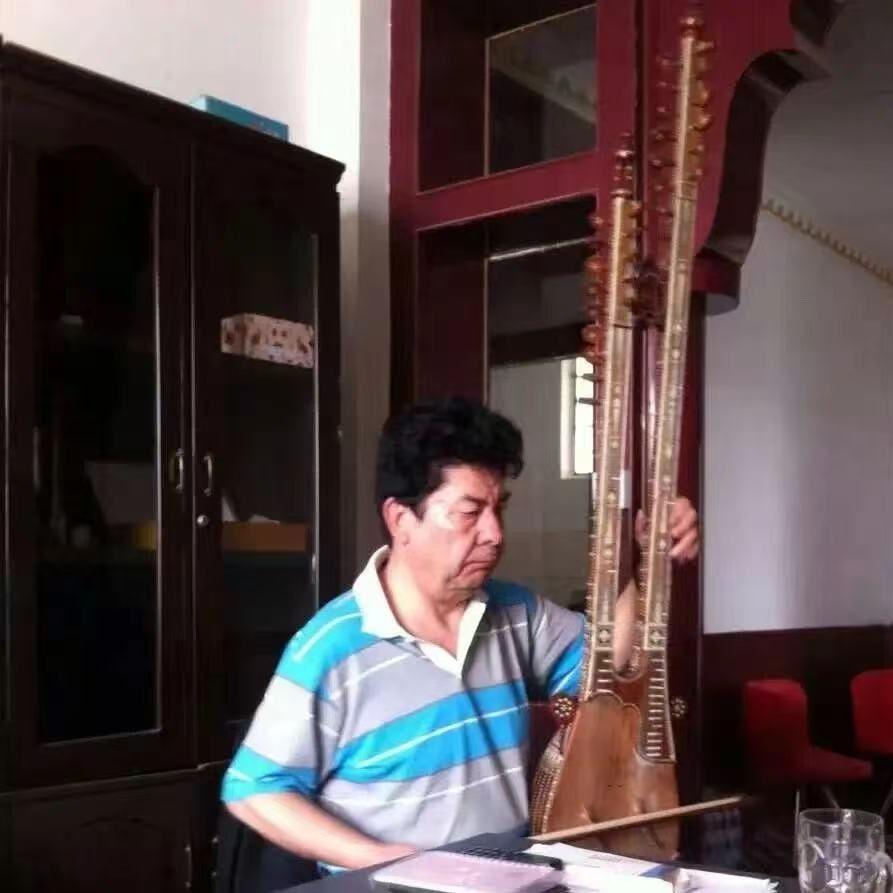 mukamidin arya-Abdulla majnun