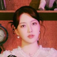 郑睿隣 (YERIN)