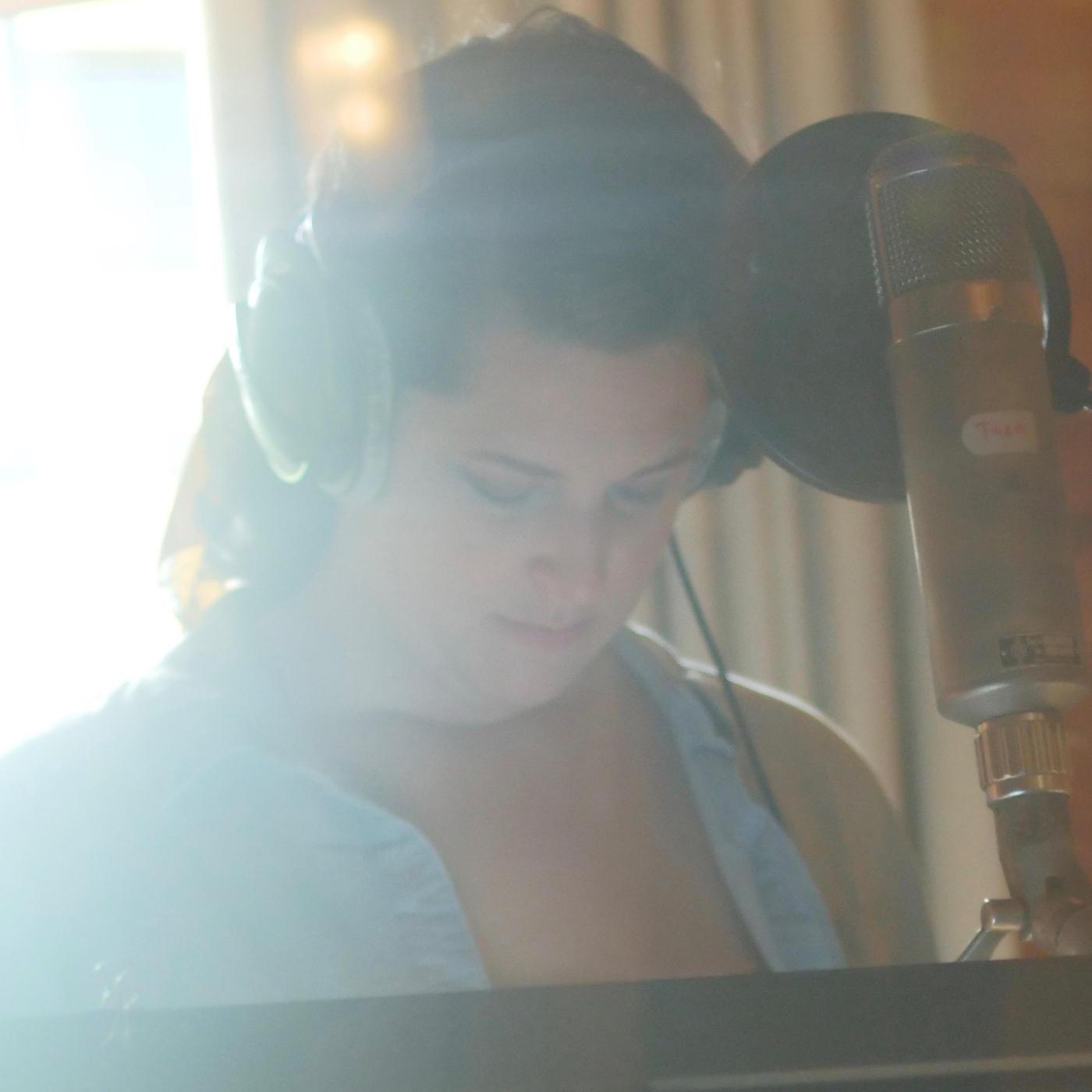 There Must Be (feat. Erica Leigh)