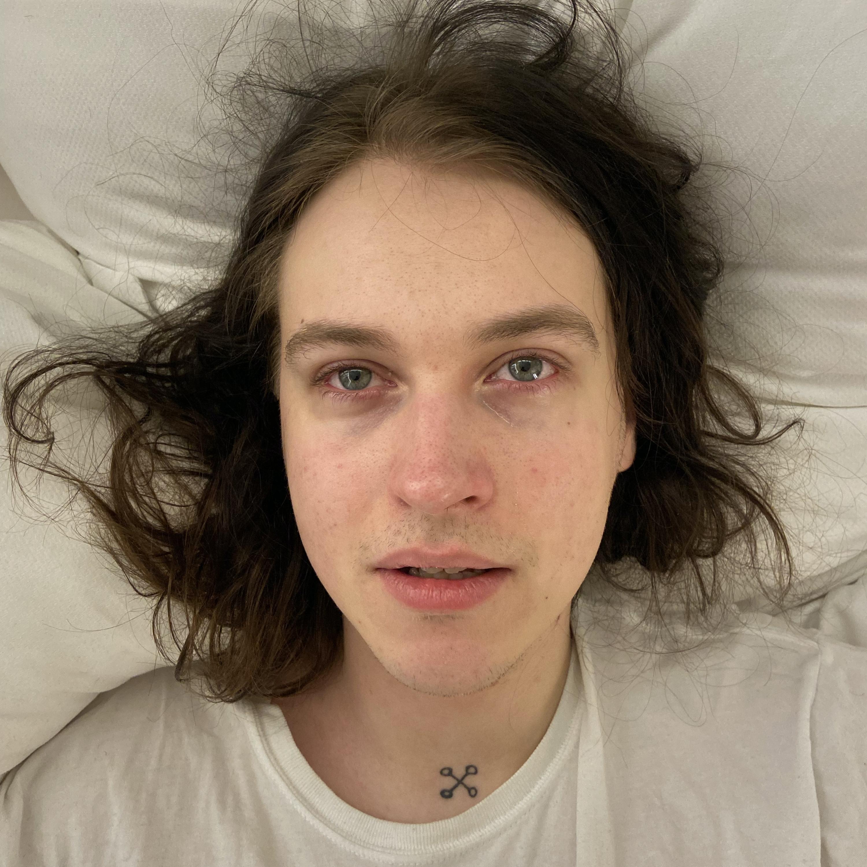 Jumala (feat. Paperi T)