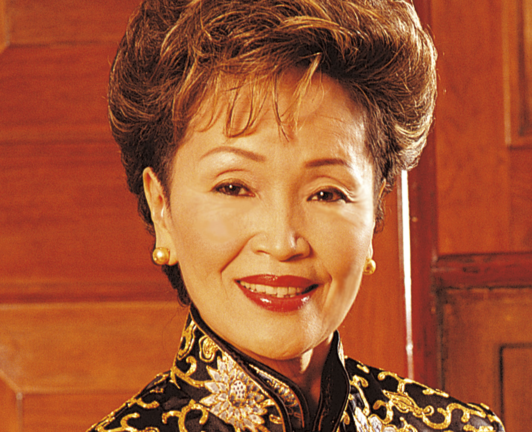 西崎崇子