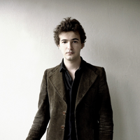 Renan Luce资料,Renan Luce最新歌曲,Renan LuceMV视频,Renan Luce音乐专辑,Renan Luce好听的歌