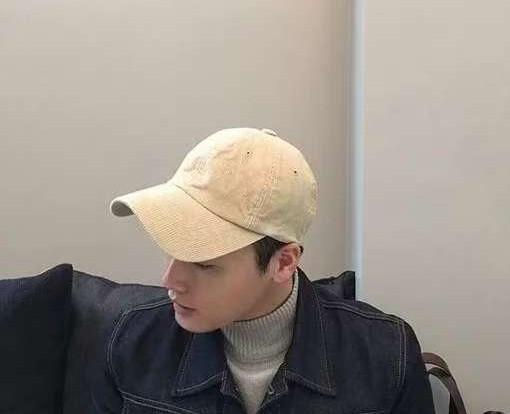 困困的先生头像