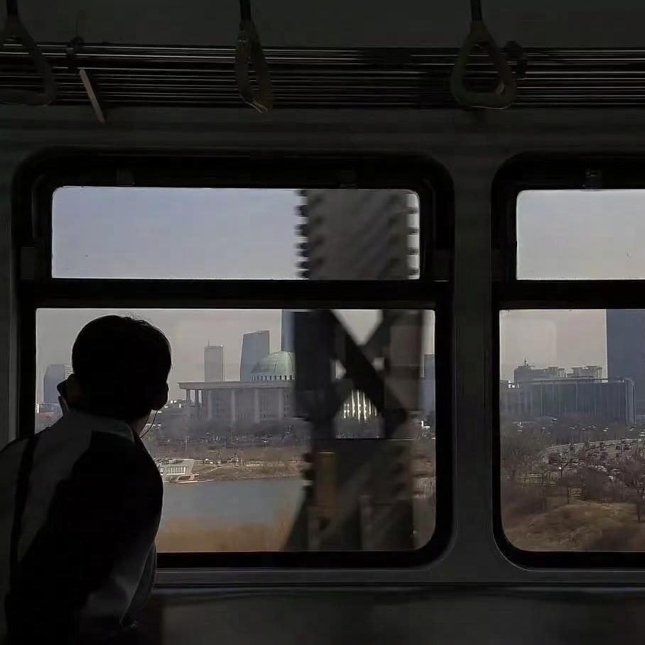 这一生爱上什么人都不为过