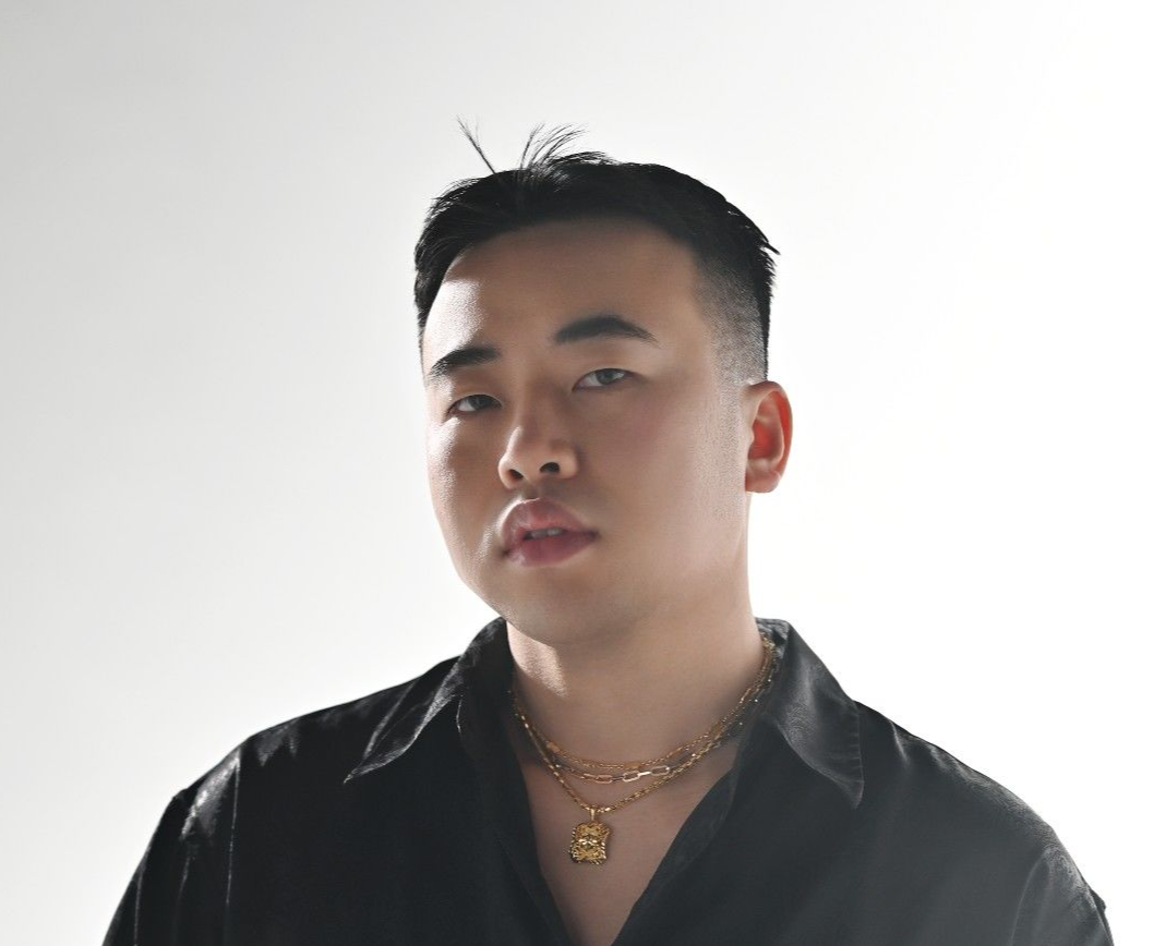 영 프로즈 (Young Froze)