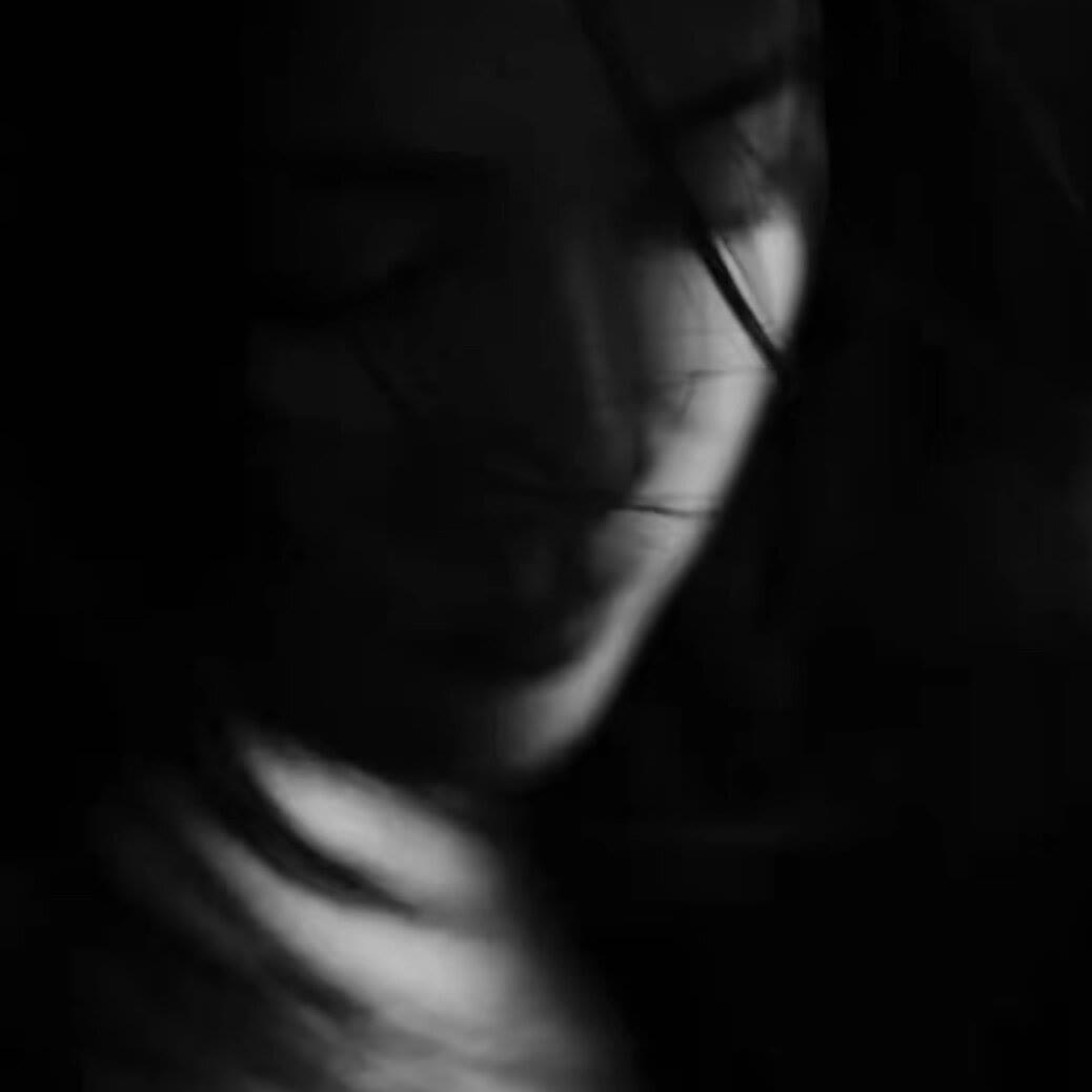 爱情只会让人变愚蠢