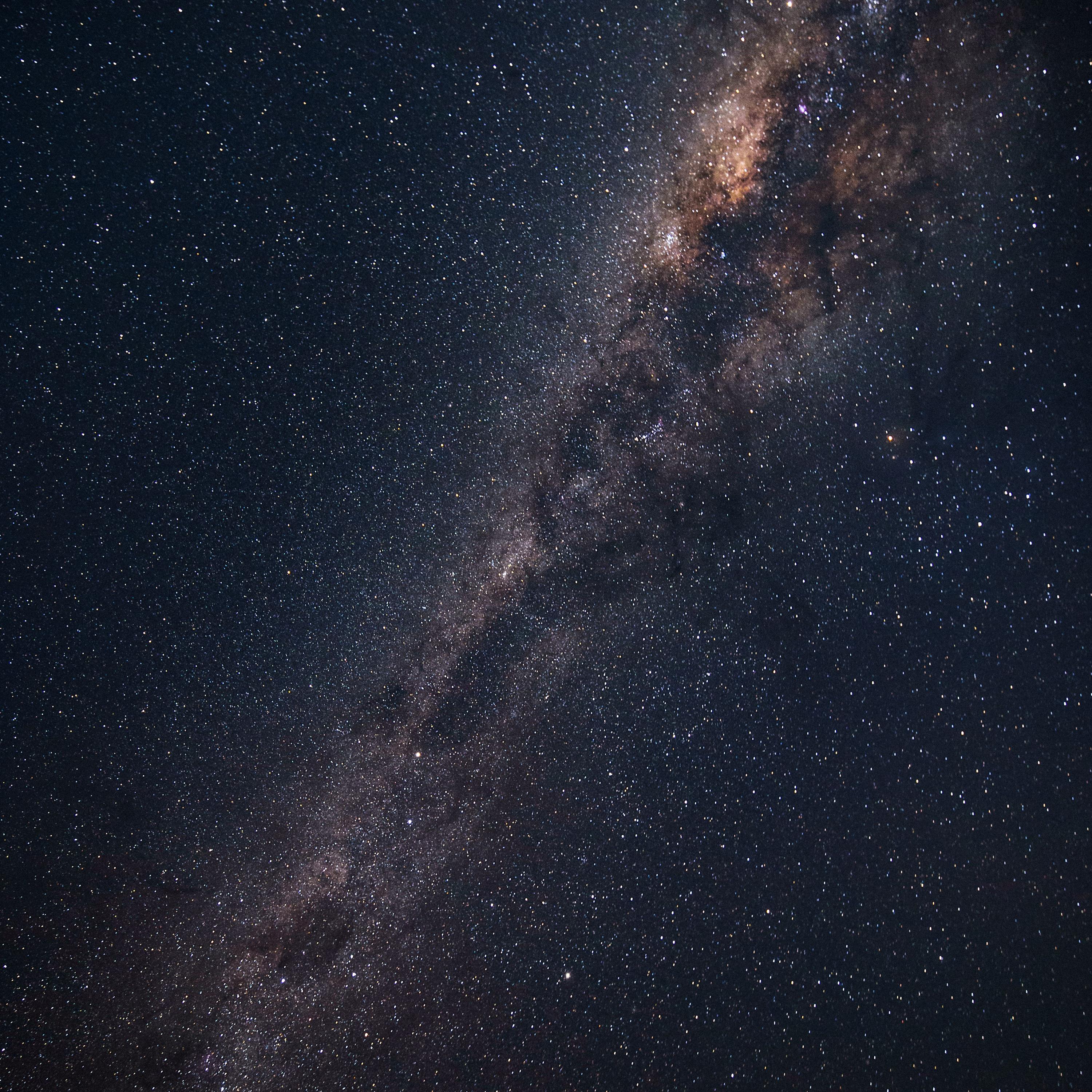 Susurros Junto Al Fuego