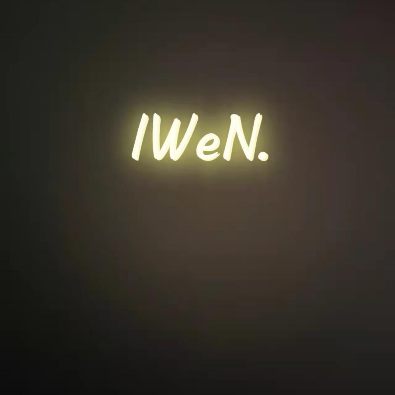 01.02封面