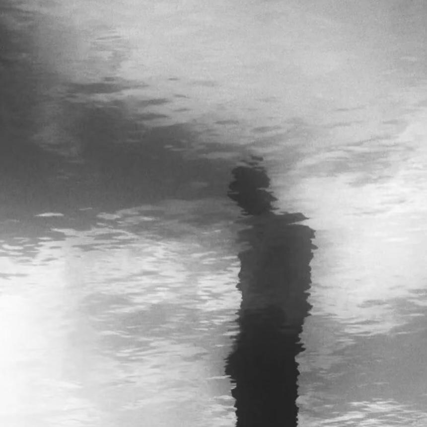 这一生爱上什么人都不为过