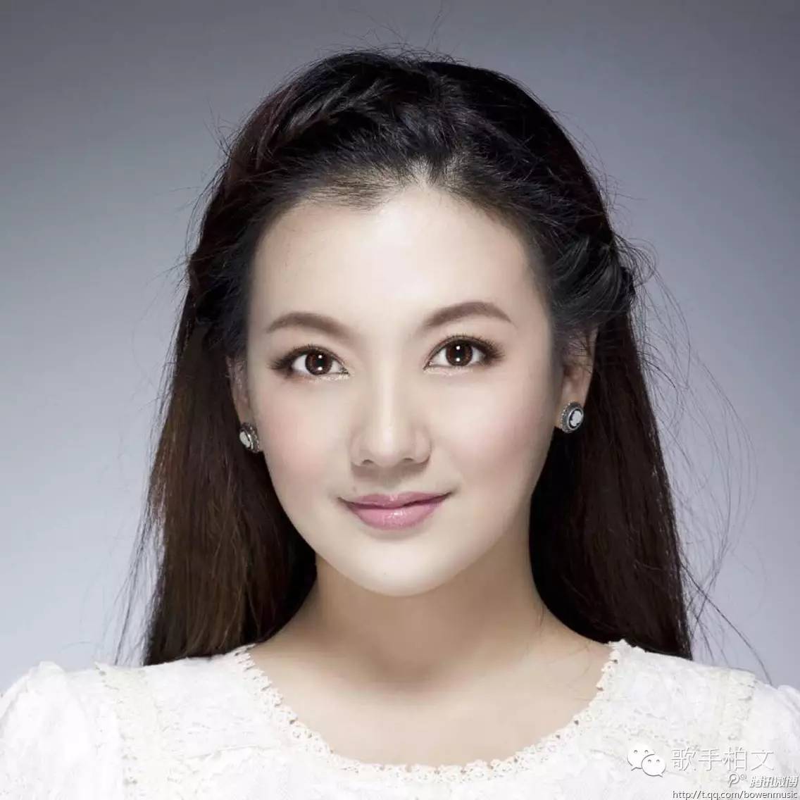 简评:女歌手柏文的作品《你若安好》