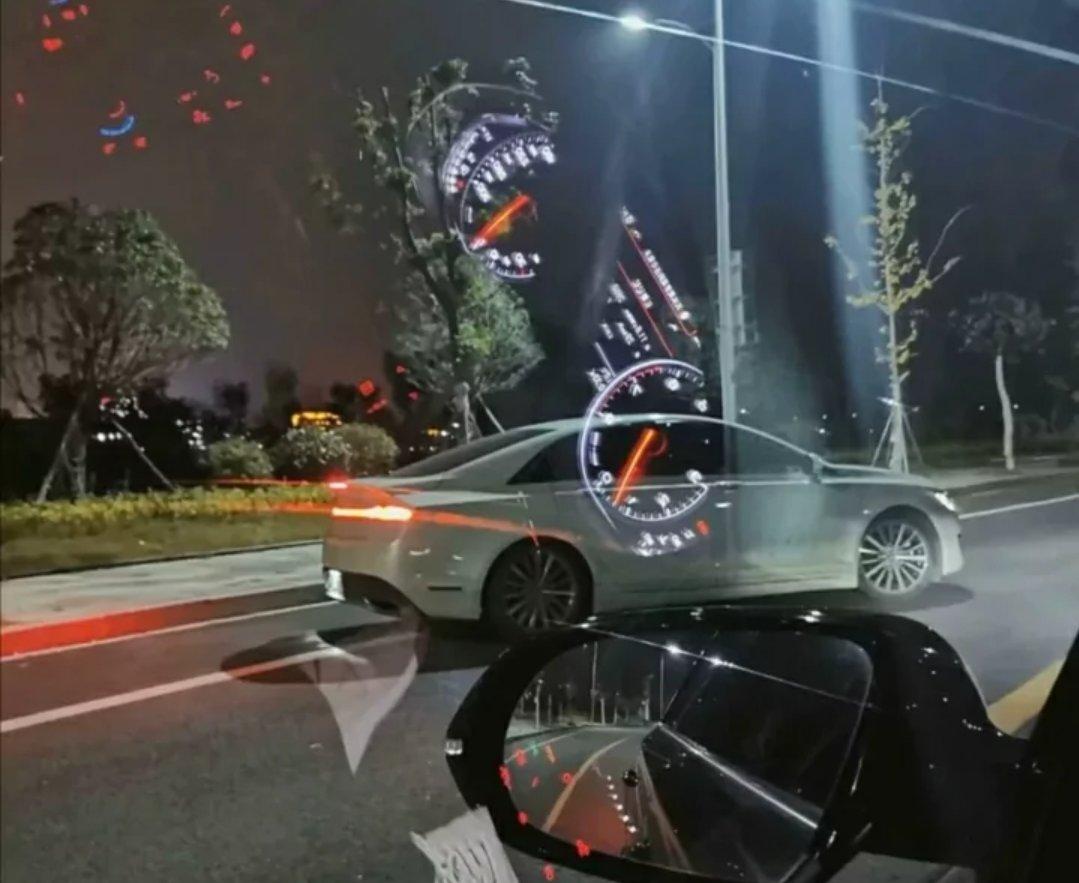 单字一个神