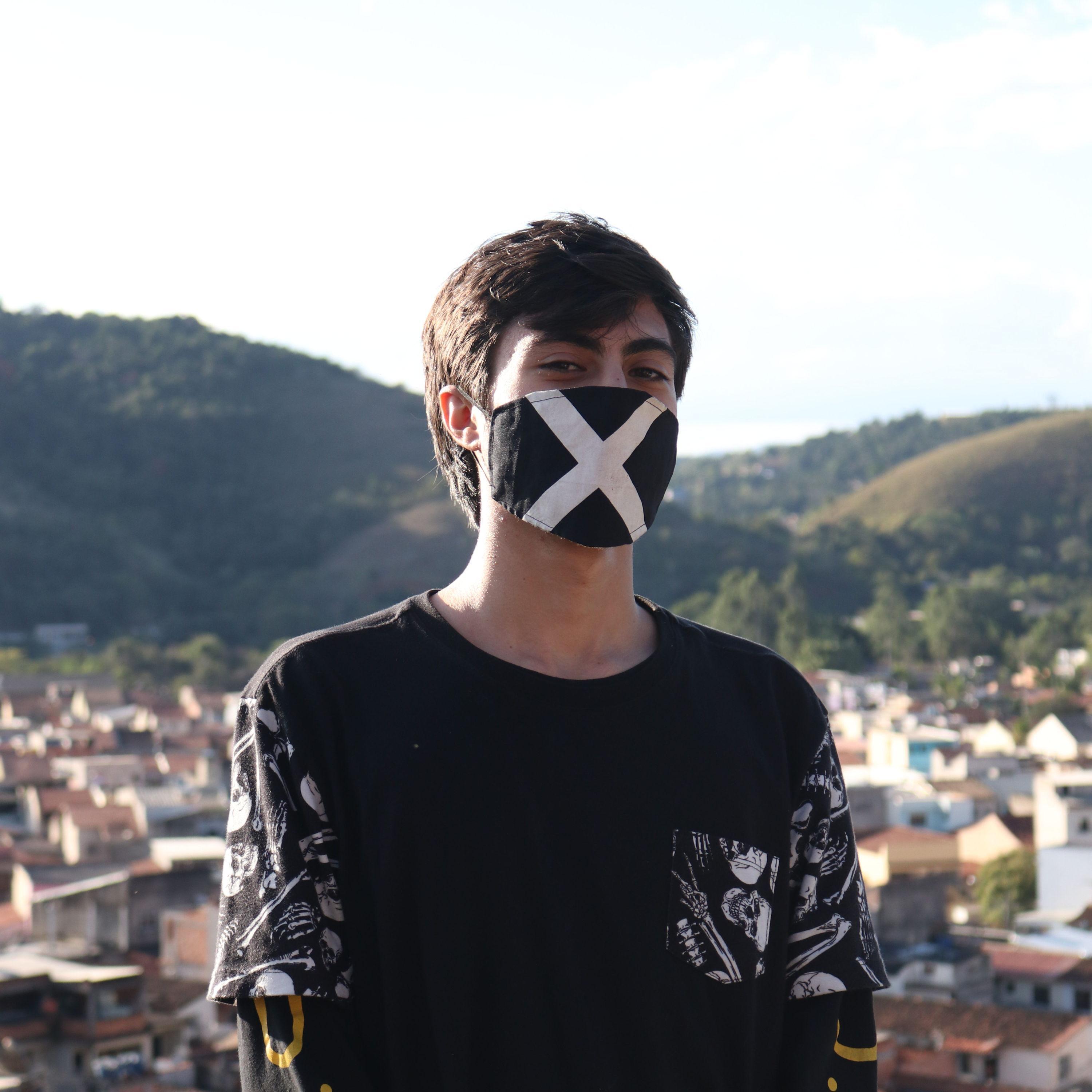 MTG - ME DE MOTIVOS X EU ADORO QUANDO VOCE SENTA