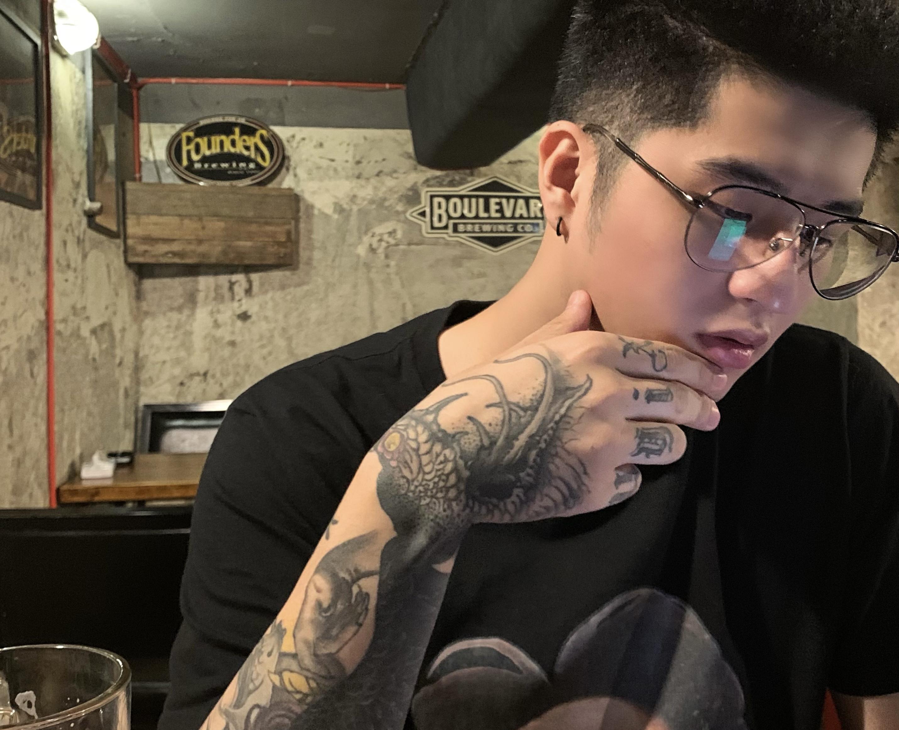 骆禹豪LiLQuinn