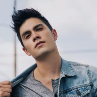 Sam Tsui