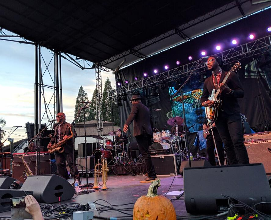 Karl Denson's Tiny Universe