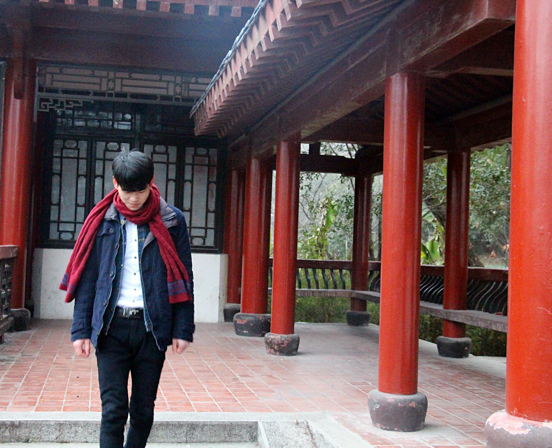 文劲松