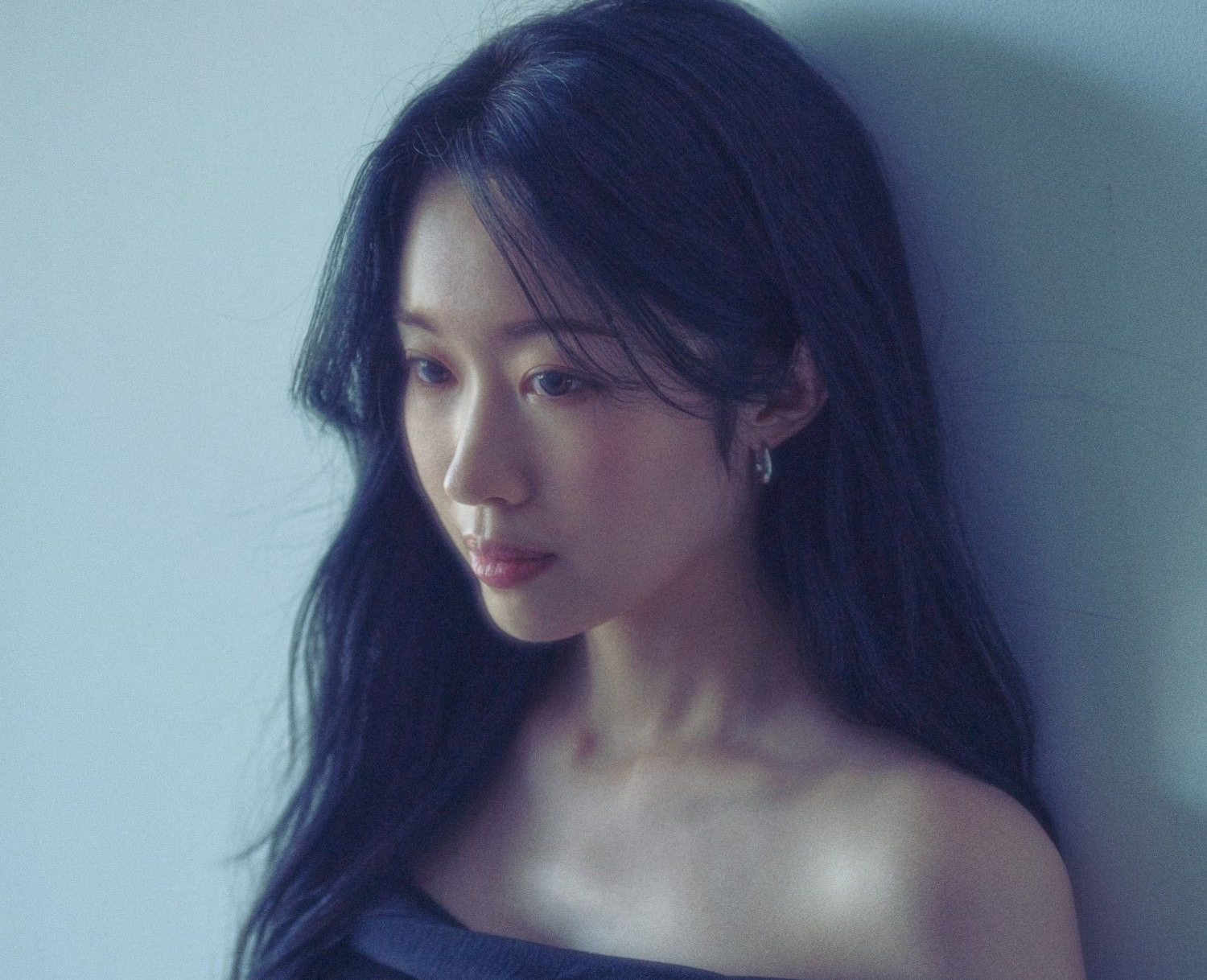 아영 (YOUNG)