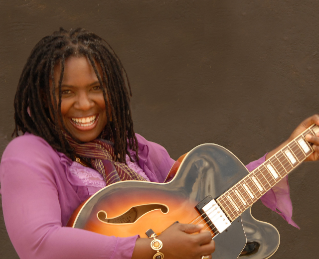 Ruthie Foster