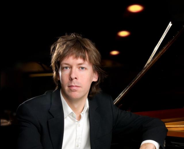 Martin Sturfält