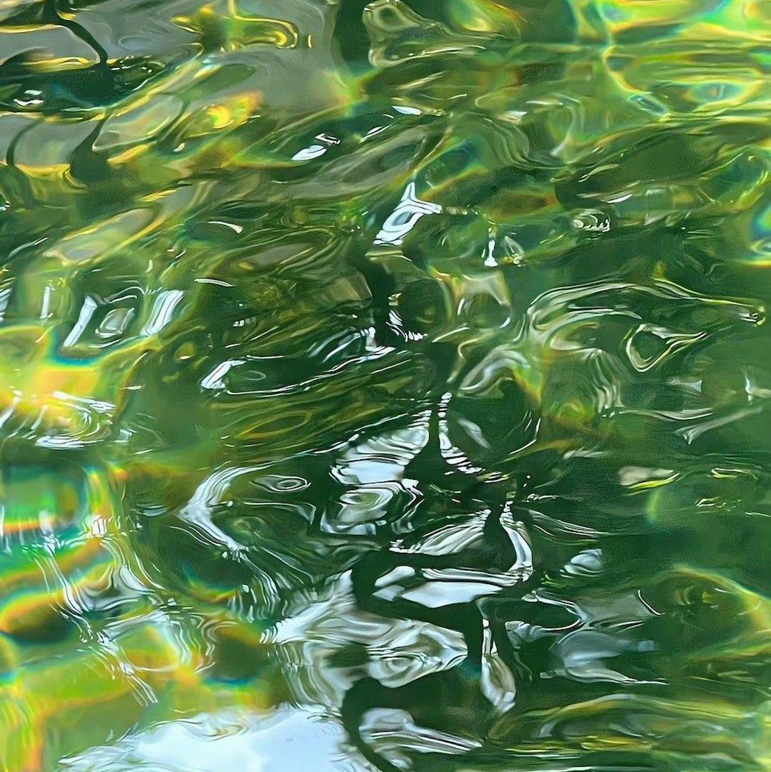 輕飄飄的感覺封面