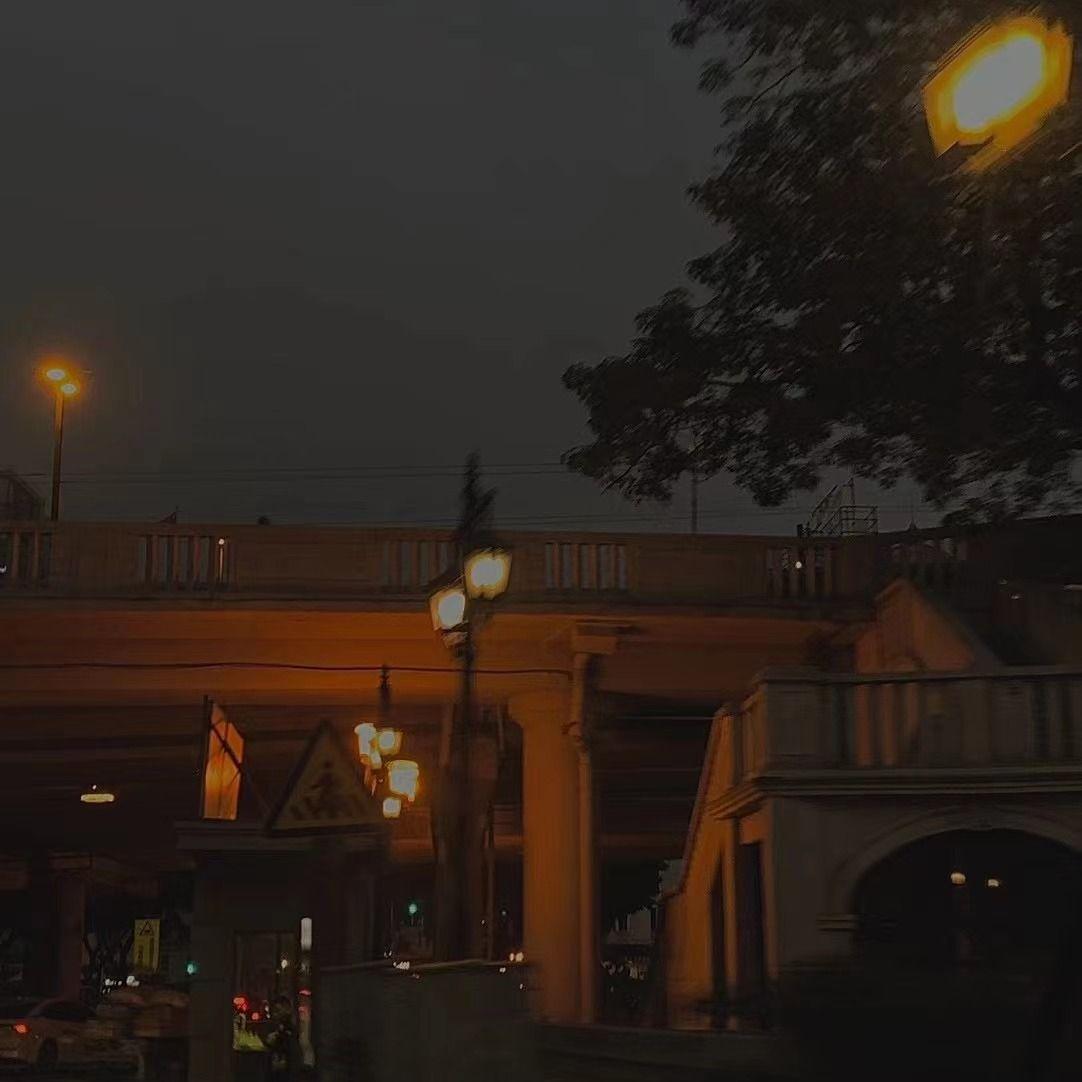 自言自语封面