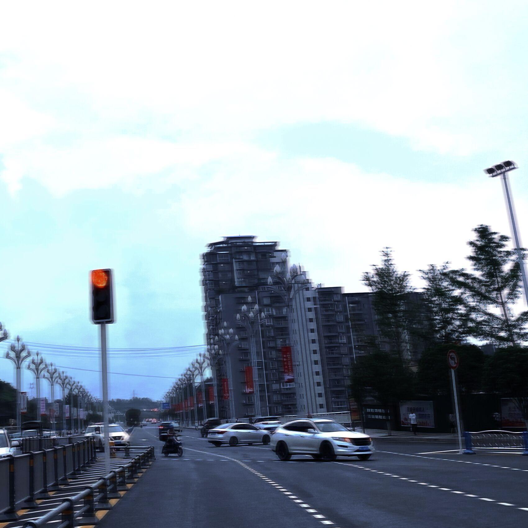 熊出没童年串烧封面