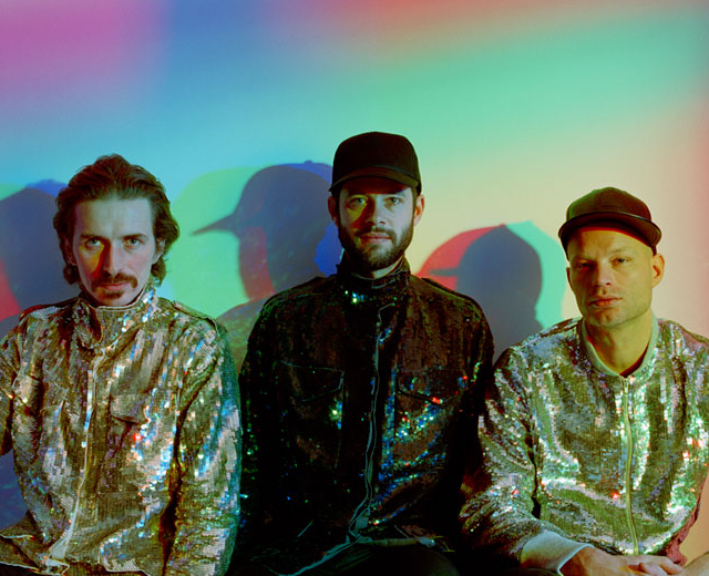 WhoMadeWho