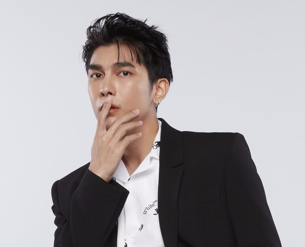 Mew Suppasit