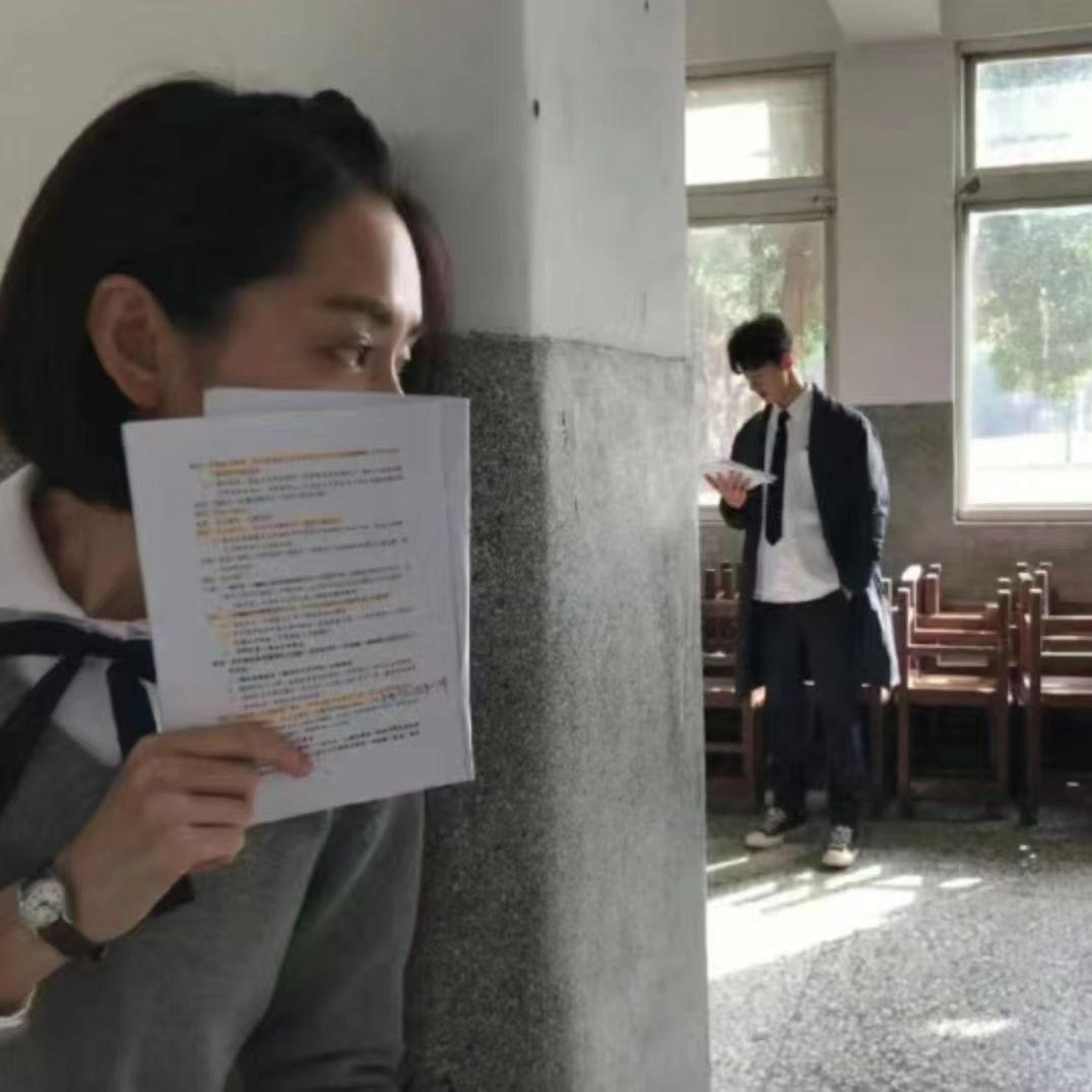 梦里的女孩封面