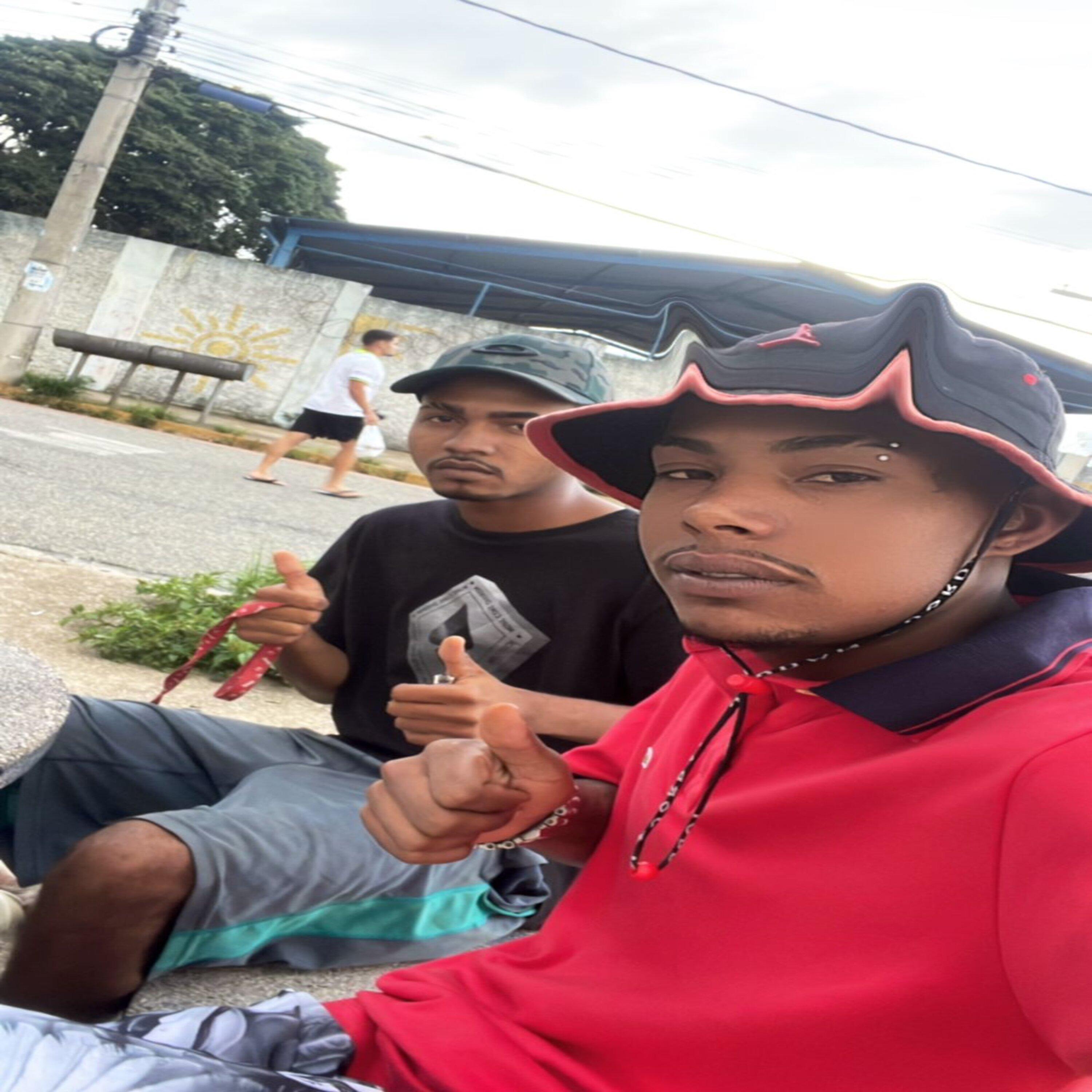 AQUI NA RDO VAI BATENDO A BUNDA (feat. DJ PQUATRO)