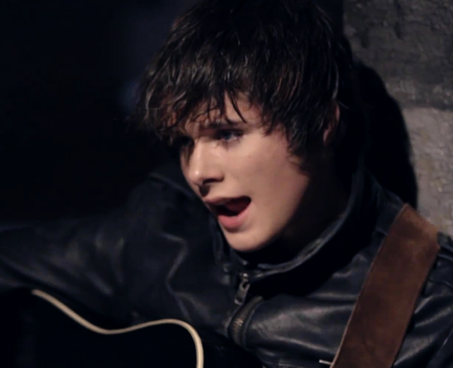 Tom Andrews