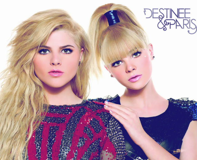 Destinee & Paris