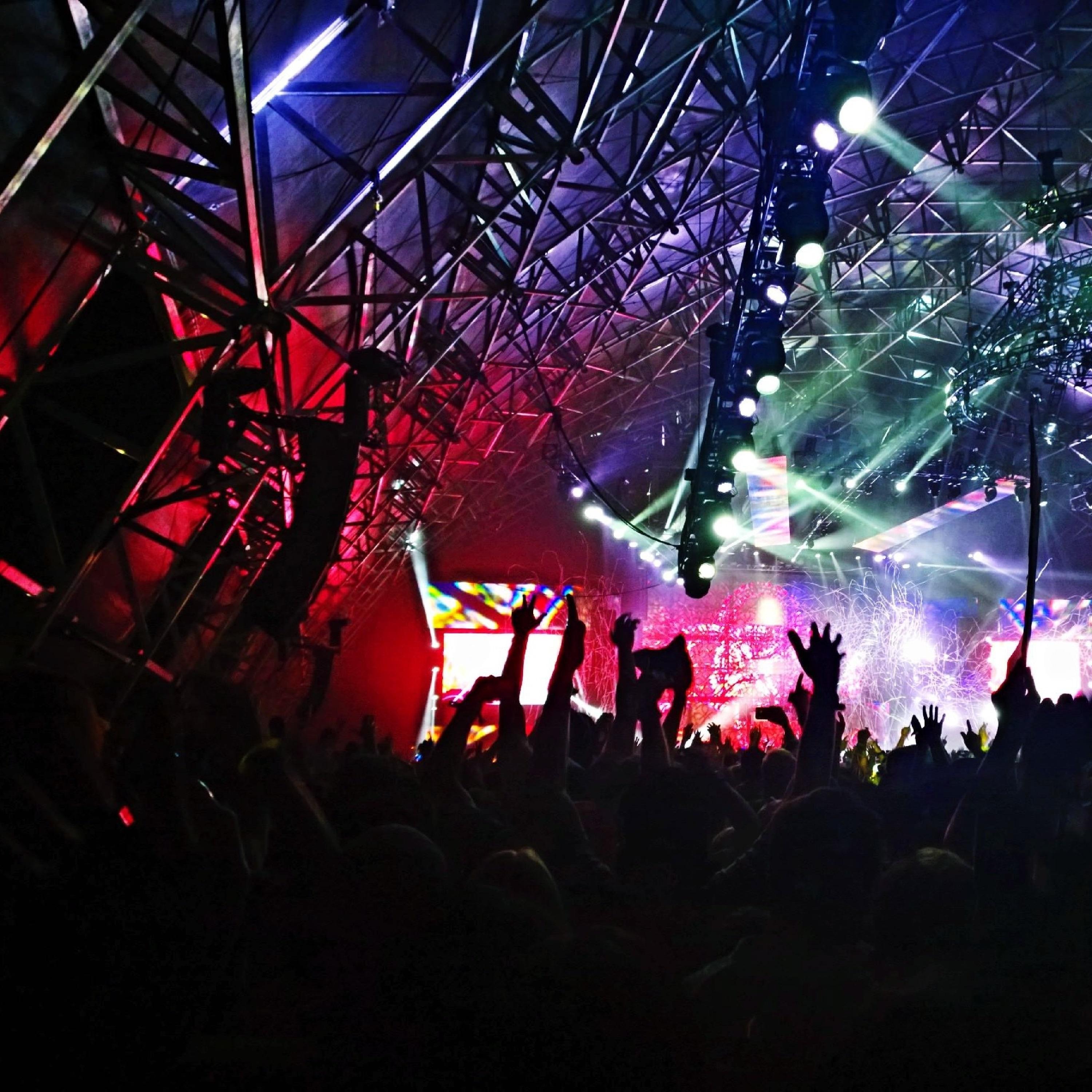 Музыка в машину