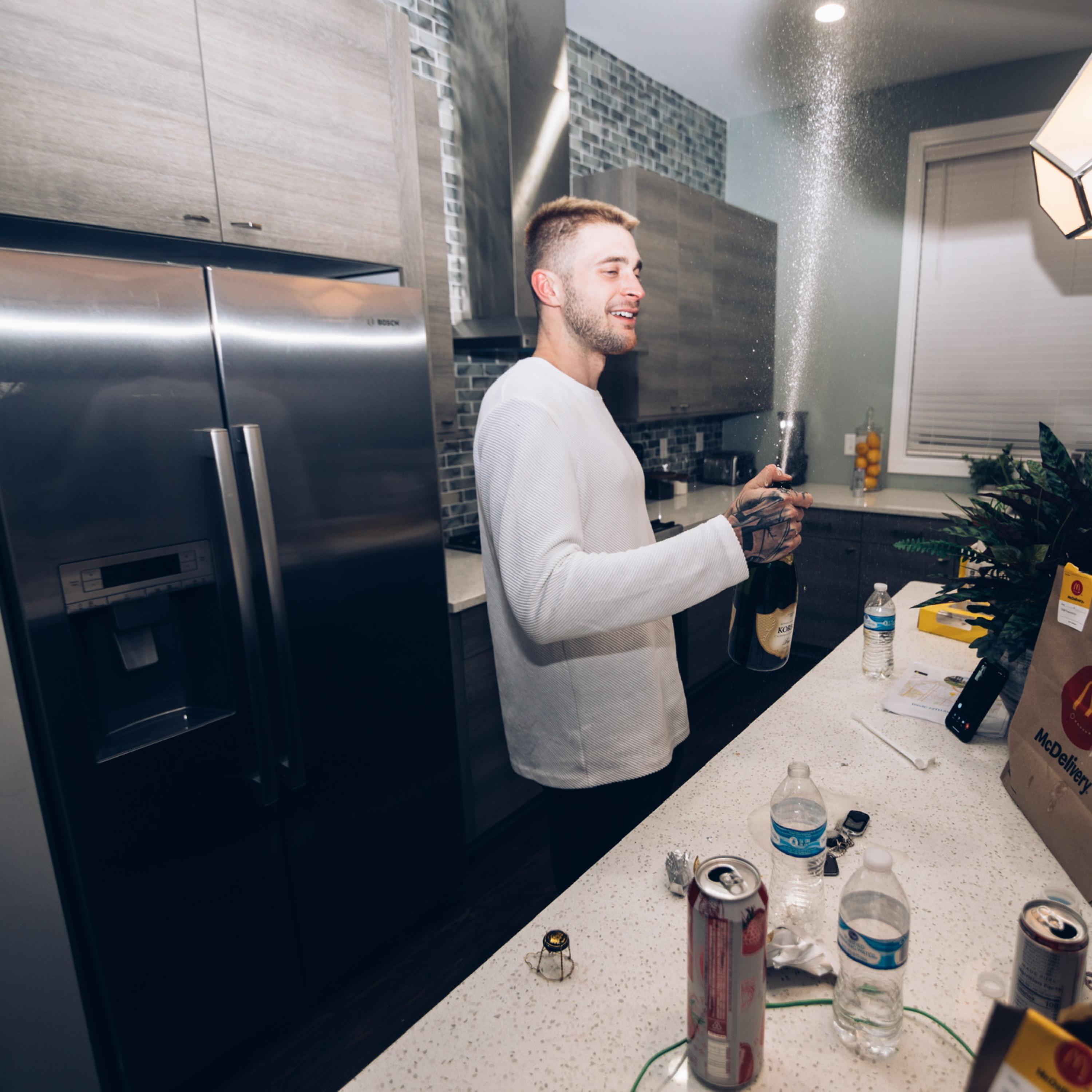 FRIDAY (feat. Adrian Stresow & Justin Stone)