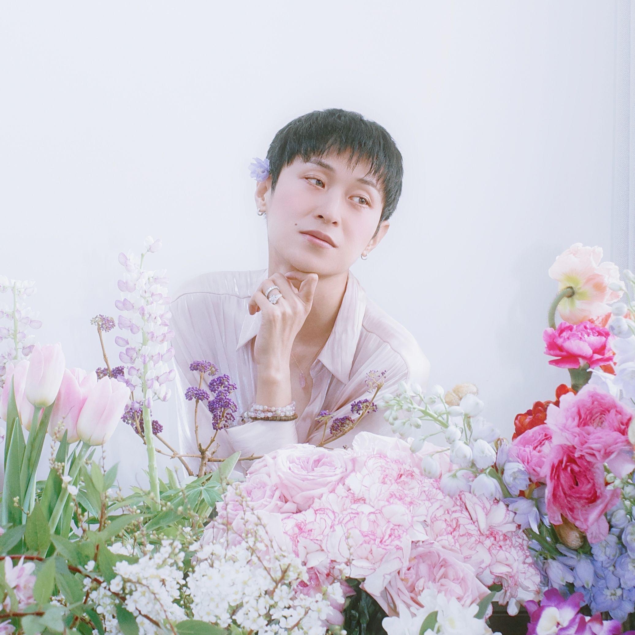 拥抱是最温暖的相遇 - 张曜安封面