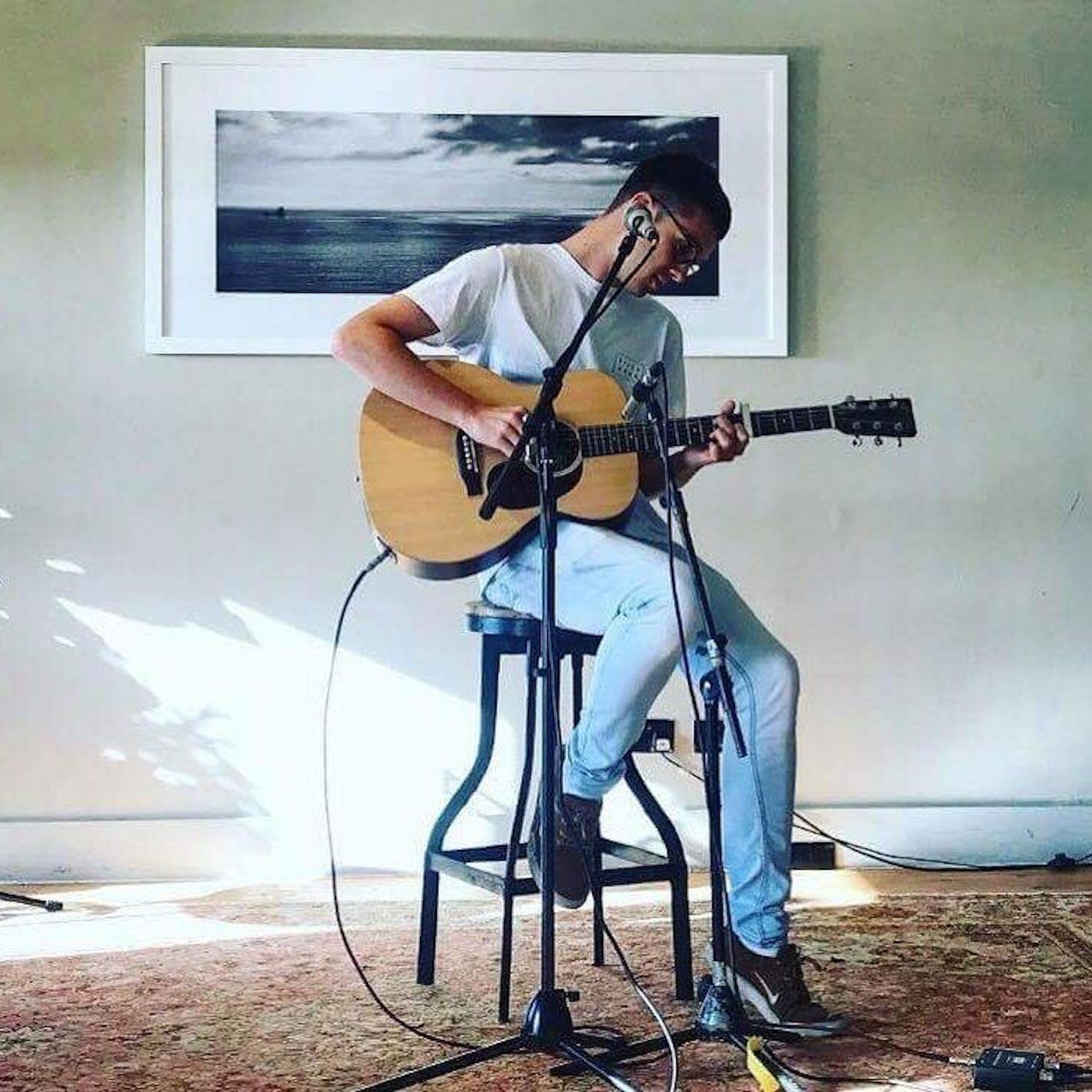 song-img