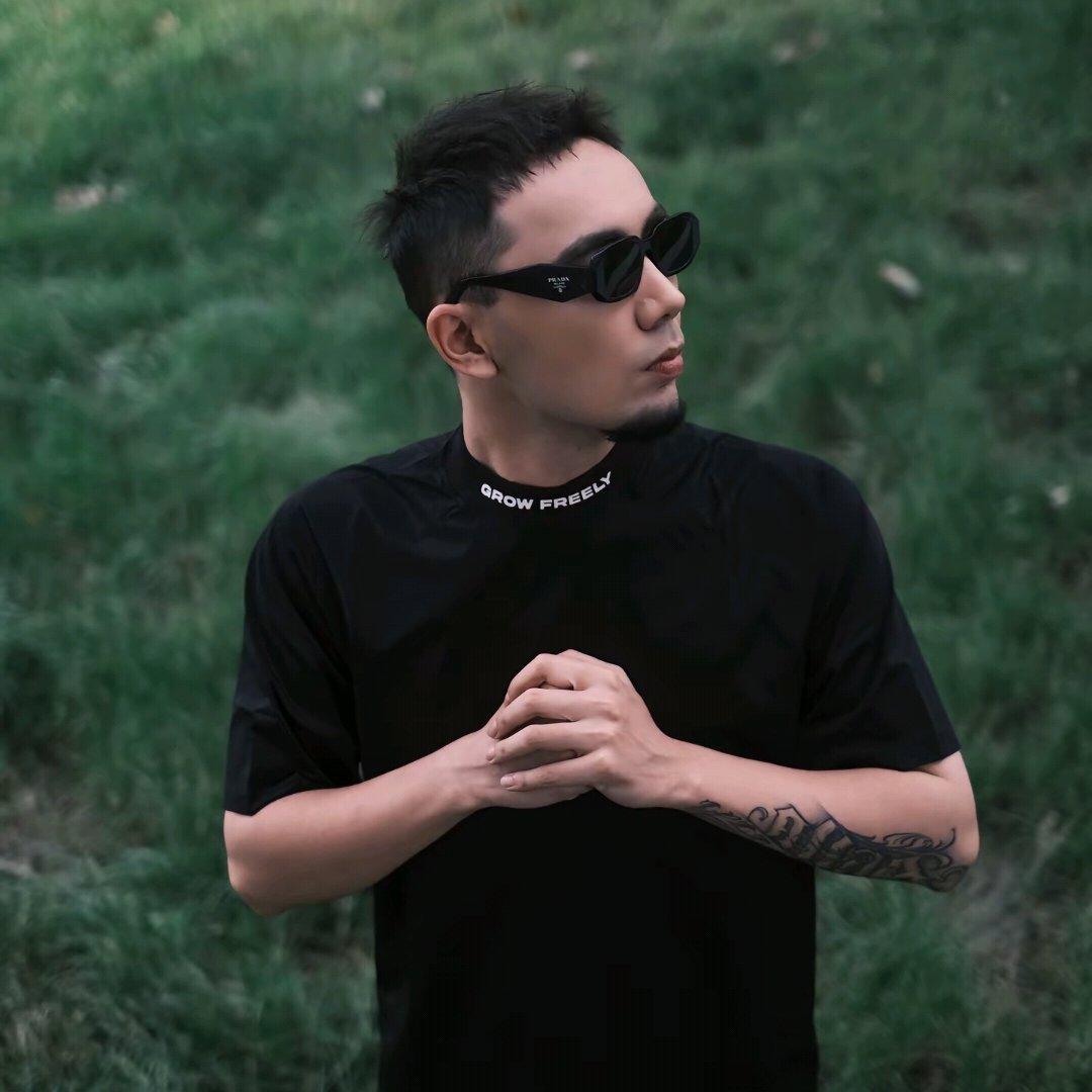 Parwana bolay-Athree