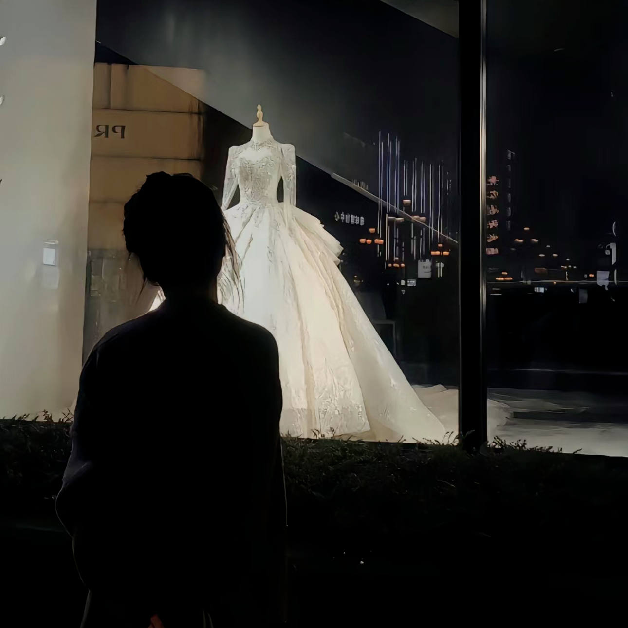 虚构（cover：周深）封面