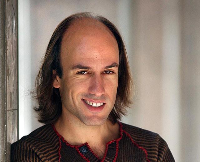 Carlos Núñez