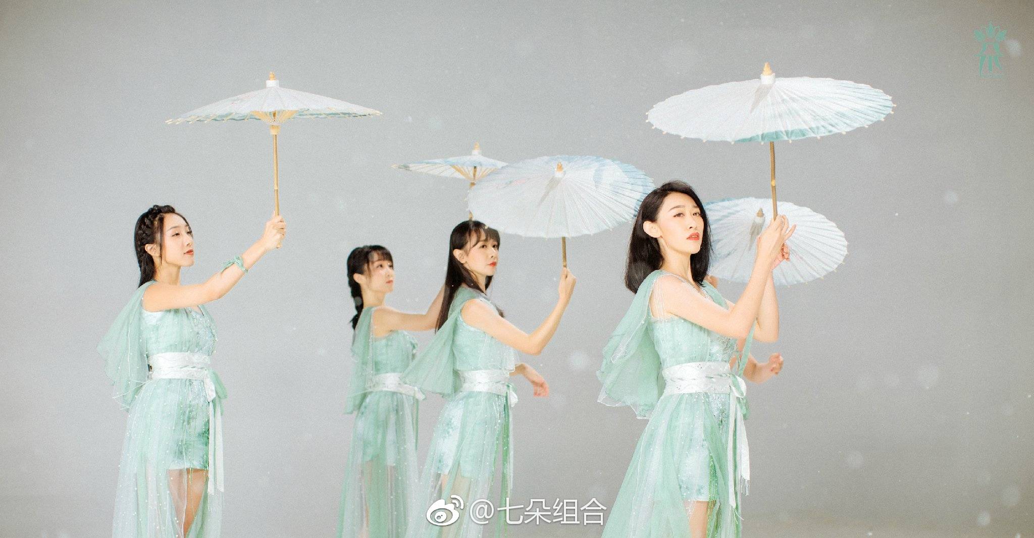 七朵组合简谱_七朵组合钢琴简谱