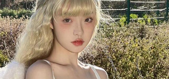 小落北子头像