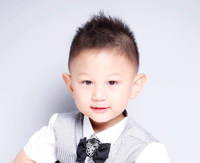 杨欣宇