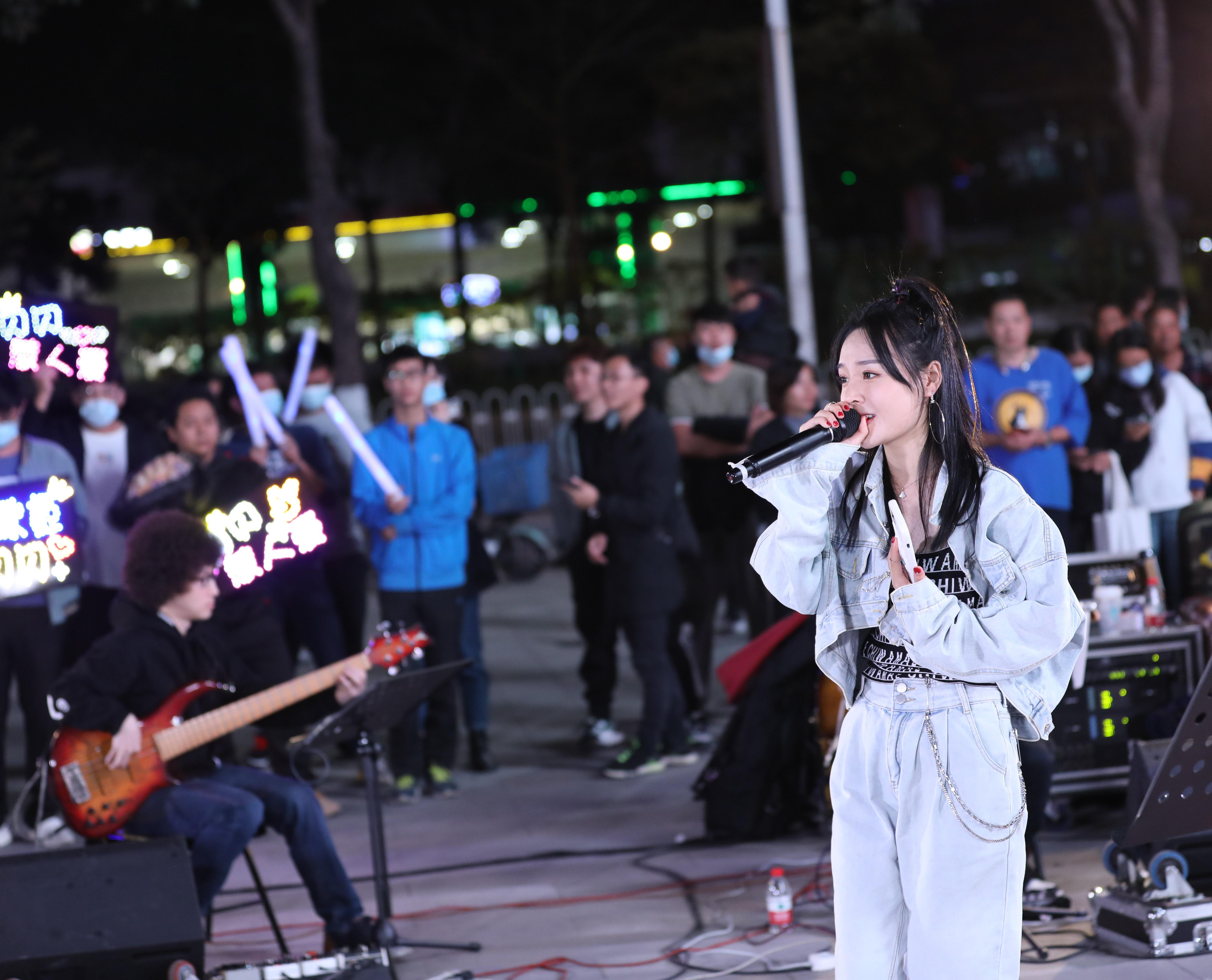 鱼闪闪